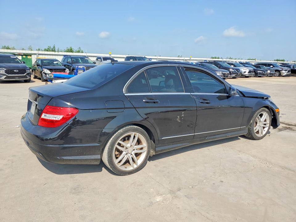 2013 Mercedes-benz C-klasse VIN WDDGF4HBXDA869897 COPART salvage auction — FRONT END, Tx - Salvage Vehicle Title, sold $900 on 2026-07-06 (photo 3)