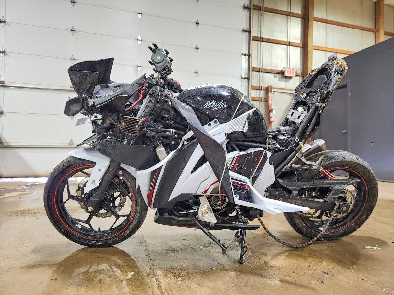 2014 Kawasaki Ex300 VIN JKAEX8A14EA000134 COPART salvage auction — ALL OVER, Oh - Cert Of Title-Salvage, sold $200 on 2026-07-09 (photo 3)