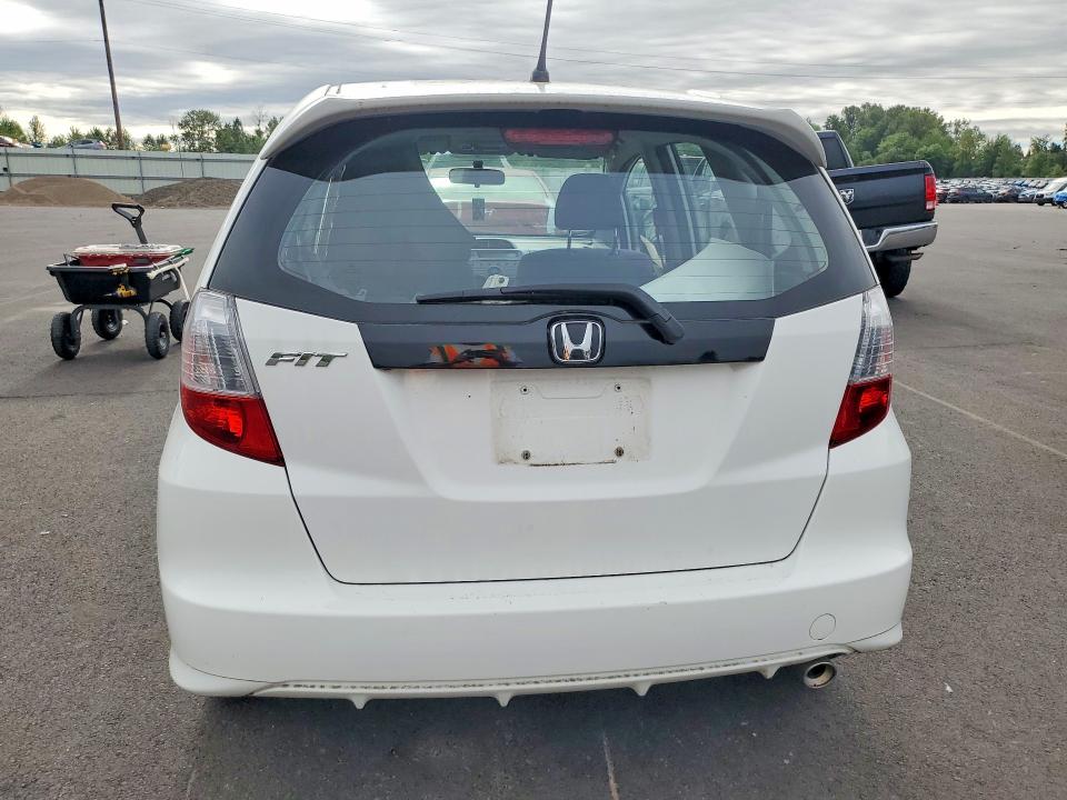 2010 Honda Fit VIN JHMGE8H49AC024902 COPART salvage auction — FRONT END, Or - Salvage Title Certificate, sold $3,050 on 2026-07-29 (photo 6)