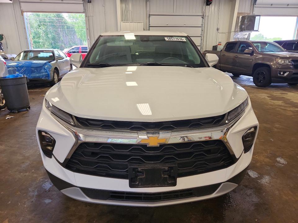 2025 Chevrolet Blazer VIN 3GNKBHR46SS229695 COPART salvage auction — SIDE, Fl - Cert Of Title Slvg Rebuildable, sold $14,500 on 2026-07-23 (photo 5)