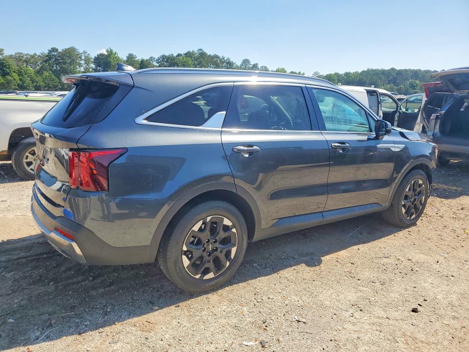 2024 Kia Sorento VIN 5XYRL4JC7RG286340 COPART salvage auction — FRONT END, VA - CERT OF TITLE - SALVAGE, sold $3,100 on 2026-07-21 (photo 3)