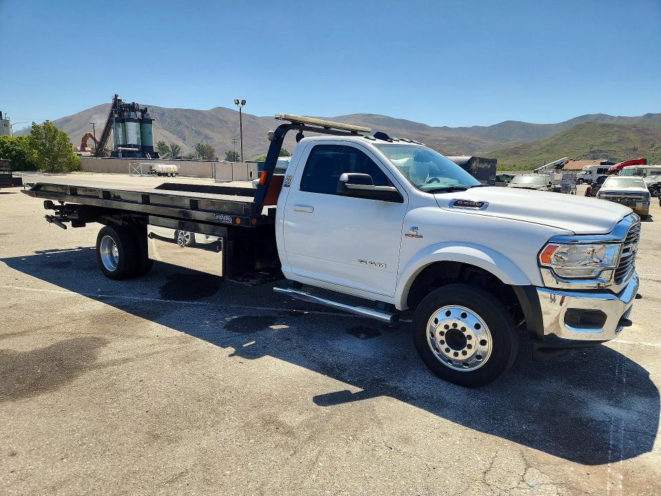 2020 Ram 5500 VIN 3C7WRMDL2LG231819 COPART salvage auction — MINOR DENT/SCRATCHES, Ca - Dis/Dlr/Exp Only Clean Title, sold $35,000 on 2026-07-24 (photo 4)