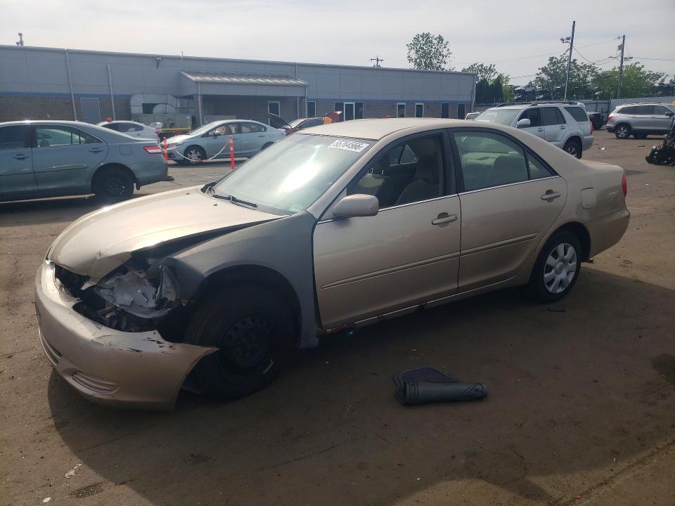 2002 Toyota Camry VIN 4T1BE32K12U519432 COPART salvage auction — FRONT END, CT - BILL OF SALE-SALVAGE, sold $475 on 2026-07-02 (photo 1)