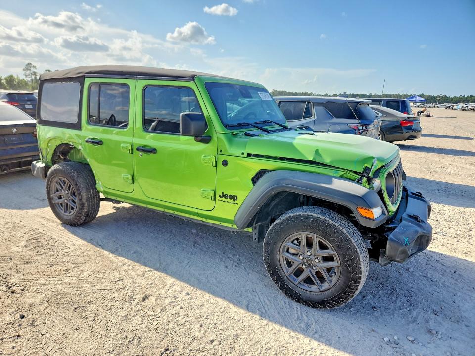 2025 Jeep Wrangler / VIN 1C4PJXDG9SW536585 COPART salvage auction — REAR END, Tx - Certificate Of Title, sold $18,000 on 2026-07-28 (photo 4)