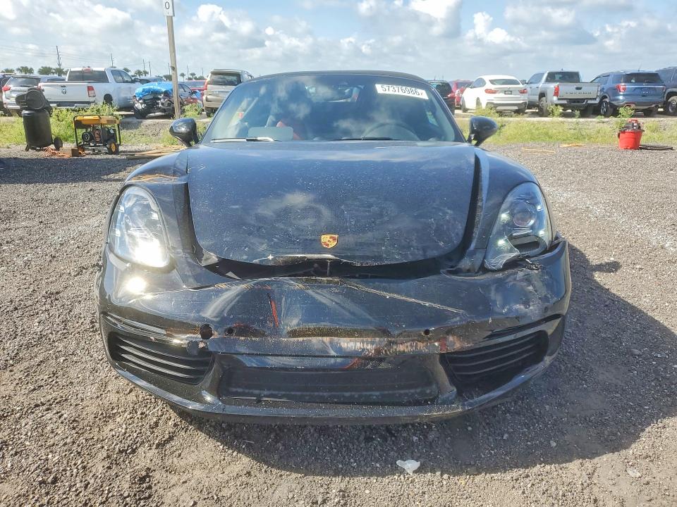 2021 Porsche Boxster VIN WP0CB2A84MS225121 COPART salvage auction — FRONT END, Fl - Cert Of Title Slvg Rebuildable, sold $22,500 on 2026-08-24 (photo 5)