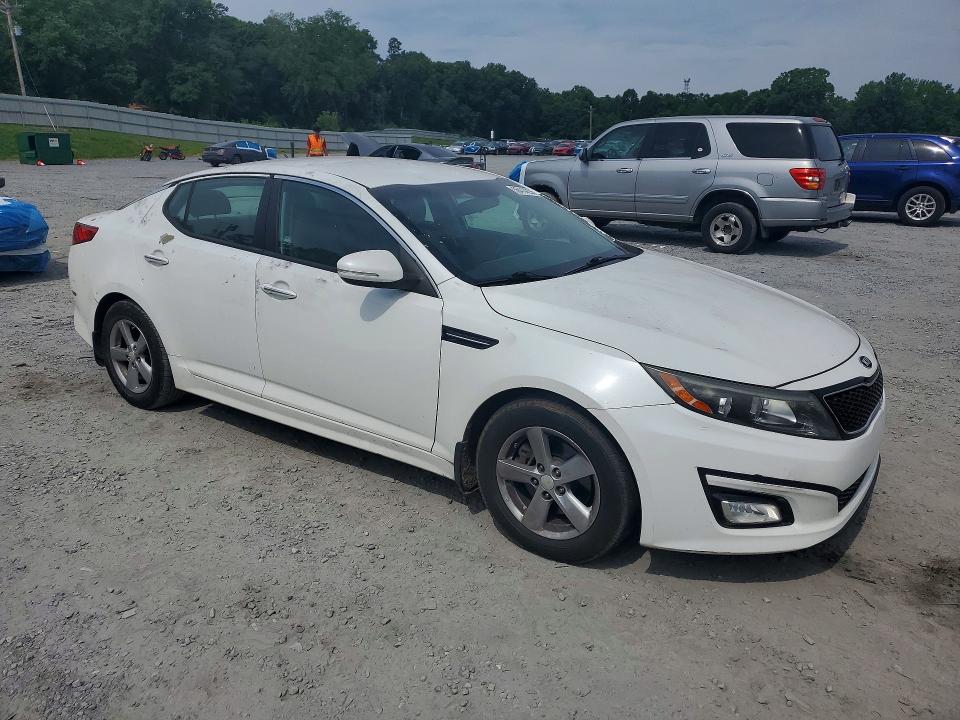 2015 Kia Optima VIN 5XXGM4A75FG358871 COPART salvage auction — VANDALISM, Nc - Salvage Certificate Of Title, sold $1,600 on 2026-07-22 (photo 4)