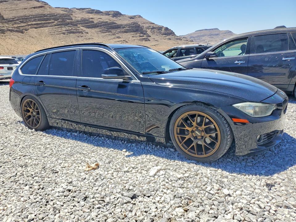 2015 BMW 3er VIN WBA3G7C52FK296836 COPART salvage auction — UNDERCARRIAGE, Nv - Salvage Title, sold $1,350 on 2026-07-06 (photo 4)