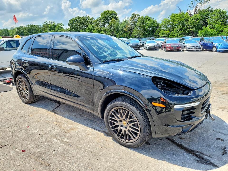 2017 Porsche VIN WP1AA2A29HKA80782 COPART salvage auction — HAIL, Mo - Salvage Certificate Of Title, sold $7,200 on 2026-07-29 (photo 4)