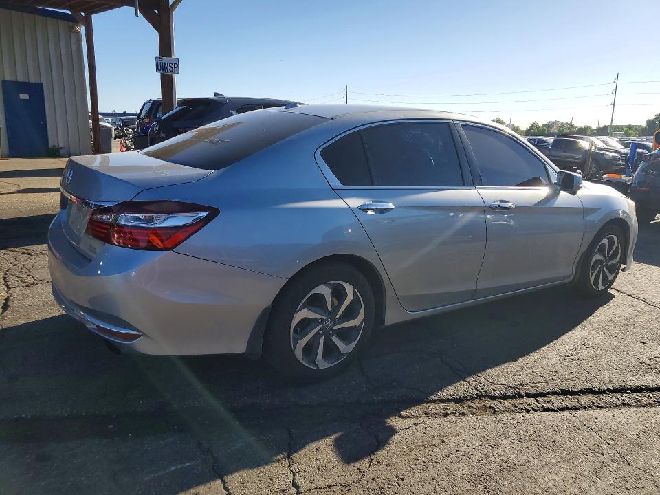 2017 Honda Accord VIN 1HGCR2F03HA045639 COPART salvage auction — HAIL, Co - Certificate Of Title, sold $3,600 on 2026-07-09 (photo 3)