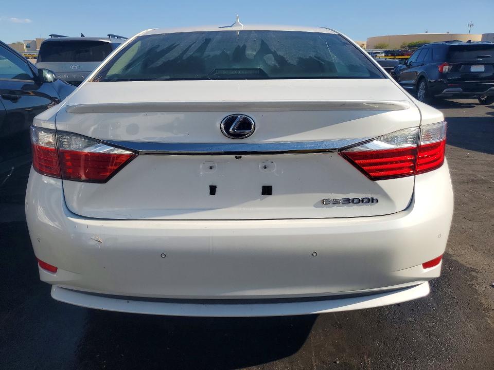 2014 Lexus ES VIN JTHBW1GG4E2066030 COPART salvage auction — MINOR DENT/SCRATCHES, NV - CERTIFICATE OF TITLE, sold $7,600 on 2026-07-14 (photo 6)
