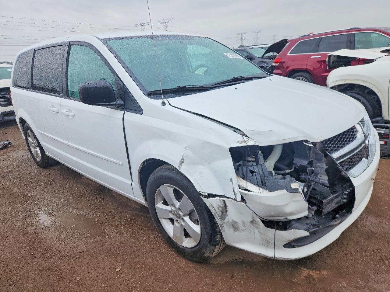 2013 Dodge Grand Caravan VIN 2C4RDGBG4DR814212 COPART salvage auction — Front End, IL - SALVAGE CERTIFICATE, sold $1,700 on 2026-07-08 (photo 4)