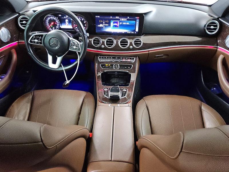 2019 Mercedes-benz E-klasse VIN WDDZF4JB8KA559621 COPART salvage auction — MINOR DENT/SCRATCHES, Tx - Certificate Of Title, sold $7,700 on 2026-07-16 (photo 8)