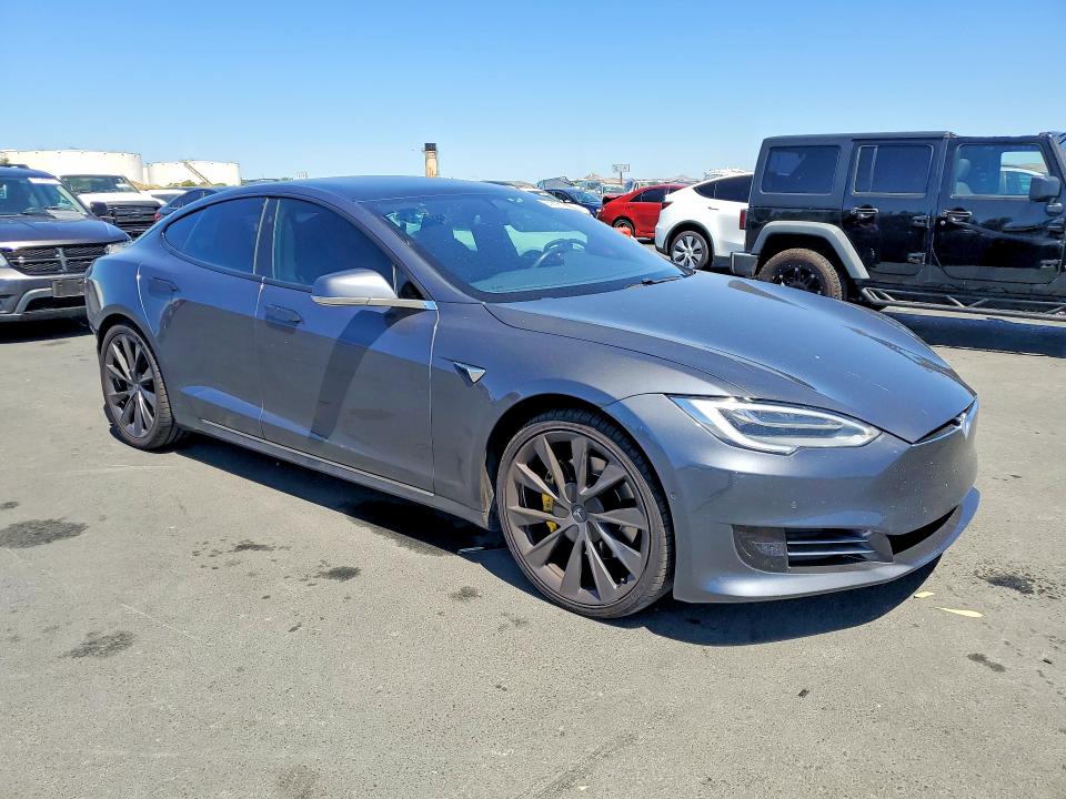 2019 Tesla Model s VIN 5YJSA1E25KF305732 COPART salvage auction — REAR END, Ca - Salvage Certificate, sold $8,700 on 2026-07-20 (photo 4)