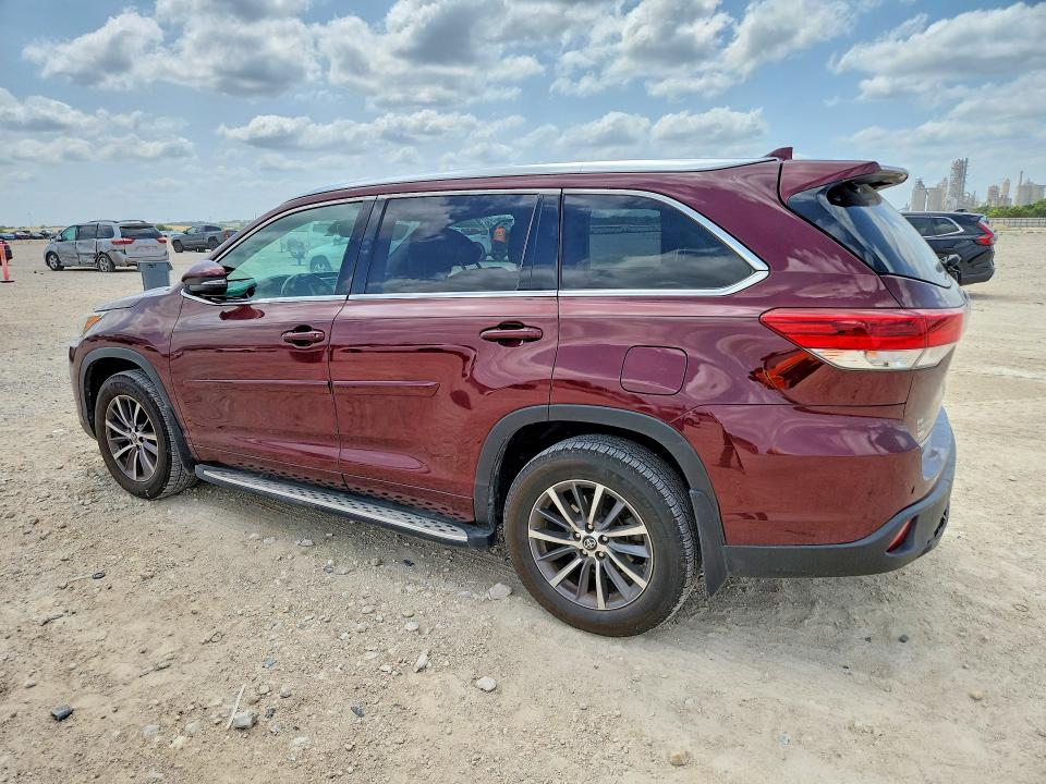 2018 Toyota VIN 5TDKZRFH7JS266906 COPART salvage auction — REAR END, Tx - Salvage Vehicle Title, sold $8,800 on 2026-07-16 (photo 2)