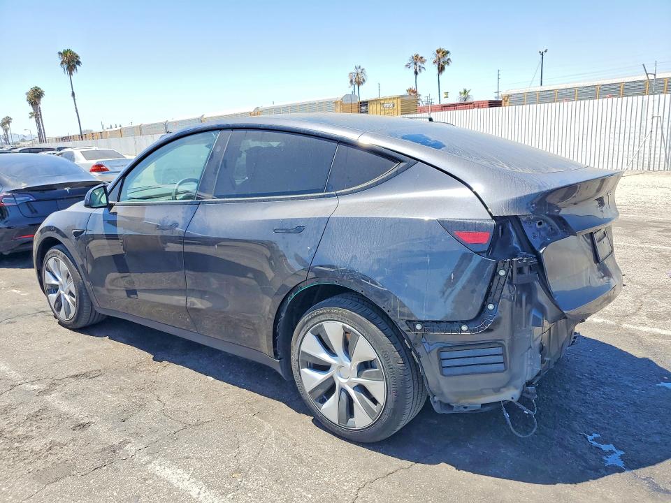 2024 Tesla VIN 7SAYGAEE8RF037534 COPART salvage auction — REAR END, CA - SALVAGE CERTIFICATE, sold $14,100 on 2026-07-24 (photo 2)