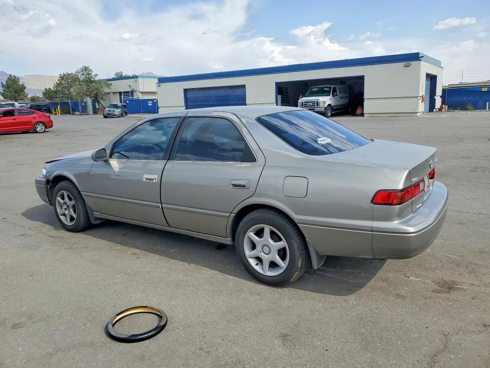 1997 Toyota Camry VIN 4T1BG22K8VU079640 COPART salvage auction — FRONT END, Tx - Salvage Vehicle Title, sold $125 on 2026-07-06 (photo 2)