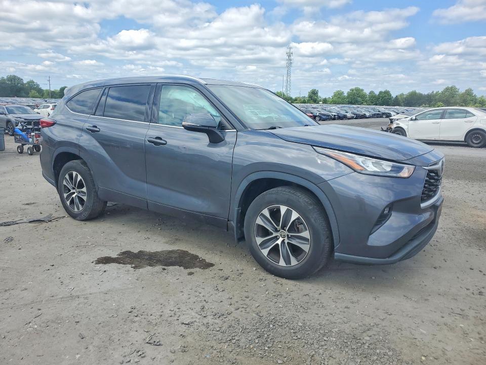 2020 Toyota Highlander VIN 5TDHZRBH5LS016082 COPART salvage auction — REAR END, Va - Cert Of Title - Salvage, sold $14,000 on 2026-07-15 (photo 4)