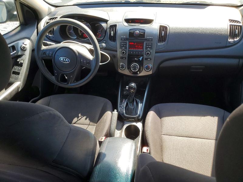 2013 Kia Forte VIN KNAFU5A23D5656050 COPART salvage auction — REAR END, WA - VEHICLE CERT OF OWNERSHIP-TITL, sold $500 on 2026-07-31 (photo 8)