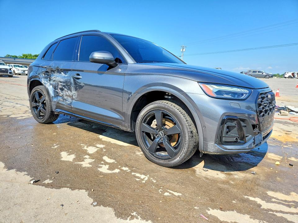 2022 Audi Q5 VIN WA1FAAFY1N2050924 COPART salvage auction — SIDE, TN - SALVAGE CERTIFICATE, sold $13,700 on 2026-07-29 (photo 4)