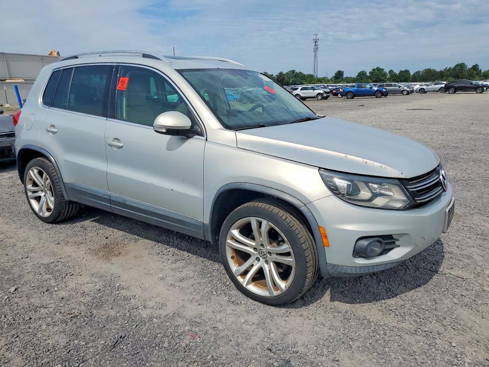 2012 Volkswagen Tiguan VIN WVGBV7AX1CW580841 COPART salvage auction — UNDERCARRIAGE, Va - Cert Of Title - Salvage, sold $1,500 on 2026-07-08 (photo 4)