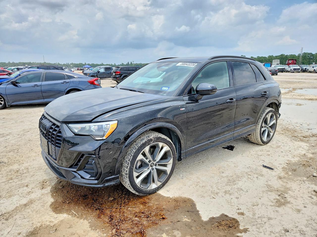 2021 Audi Q3 VIN WA1DECF37M1035702 — COPART salvage auction photo