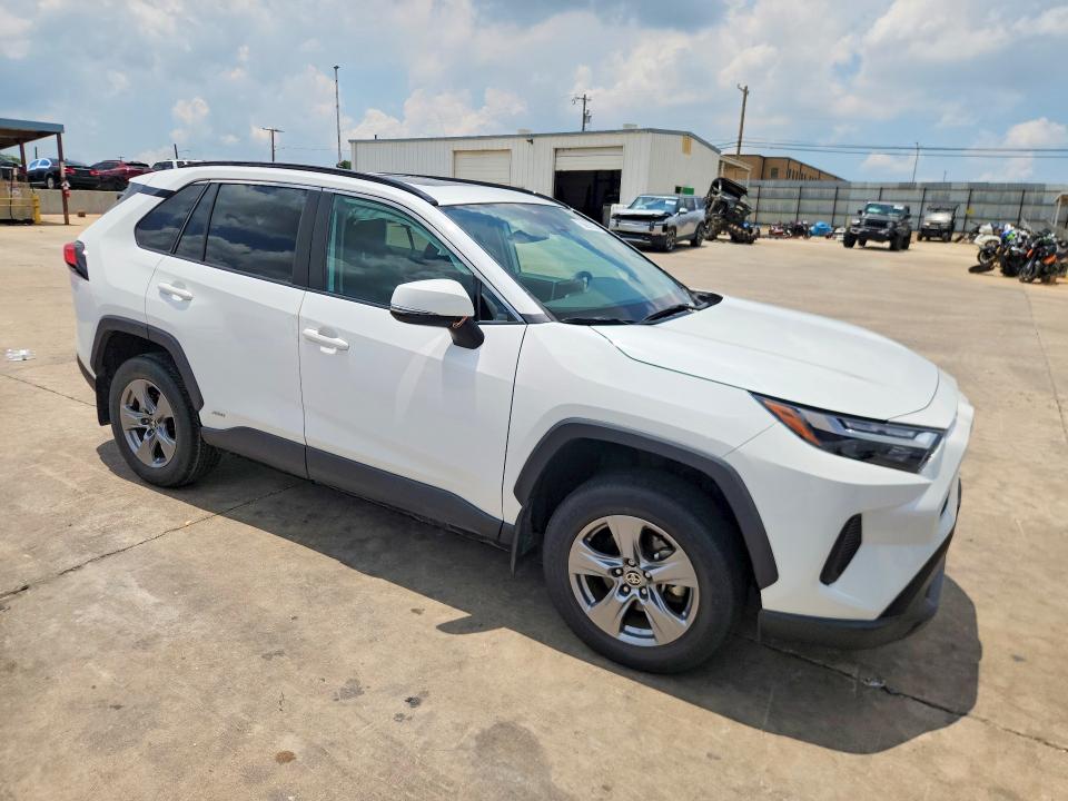 2023 Toyota Rav 4 VIN 4T3RWRFV7PU105007 COPART salvage auction — SIDE, Tx - Salvage Vehicle Title, sold $15,900 on 2026-07-09 (photo 4)