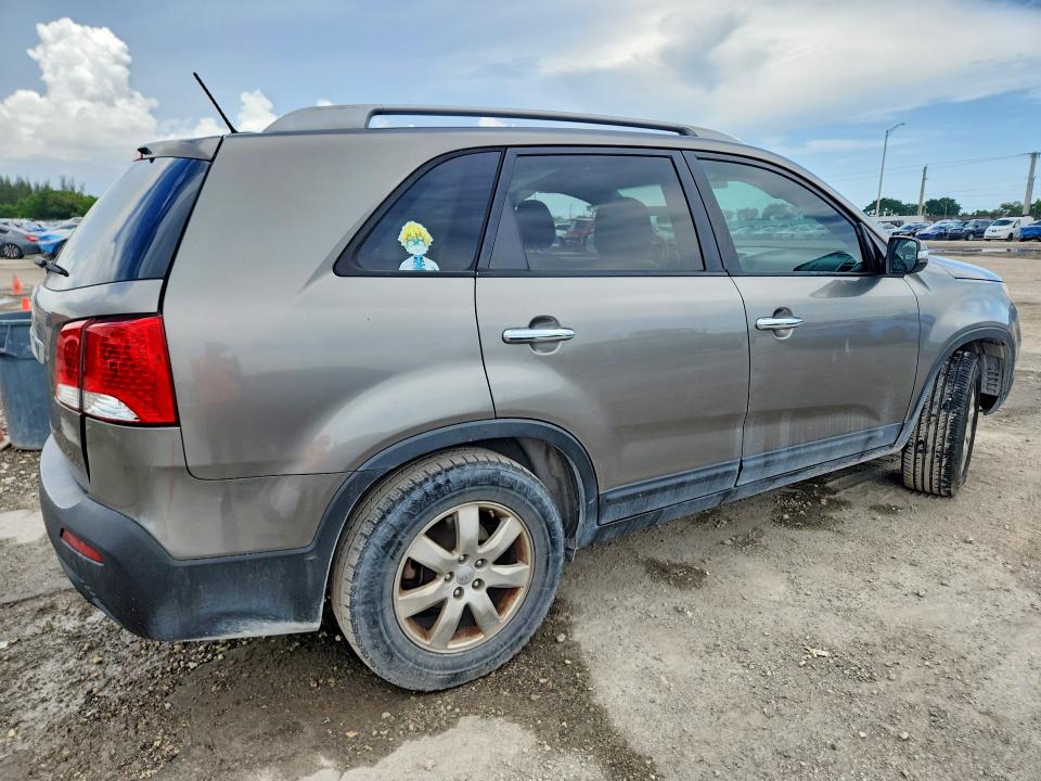 2013 Kia VIN 5XYKT3A68DG365126 COPART salvage auction — SIDE, Fl - Certificate Of Title, sold $675 on 2026-07-22 (photo 3)