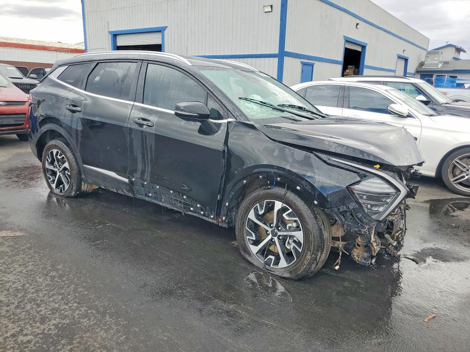 2025 Kia Sportage VIN KNDPVCDG3S7262369 COPART salvage auction — ALL OVER, Nv - Certificate Of Title, sold $2,400 on 2026-07-28 (photo 4)