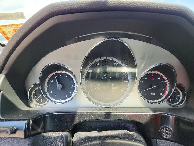 2010 Mercedes-benz E-klasse VIN WDDHF9AB5AA188666 COPART salvage auction — MINOR DENT/SCRATCHES, Nj - Certificate Of Title, sold $225 on 2026-07-27 (photo 9)