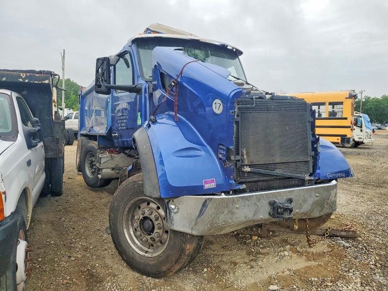 2025 Peterbilt 579 VIN 1NPCX4EX7SD760176 COPART salvage auction — ROLLOVER, NJ - CERT OF TITLE-SALVAGE, sold $39,000 on 2026-09-03 (photo 1)
