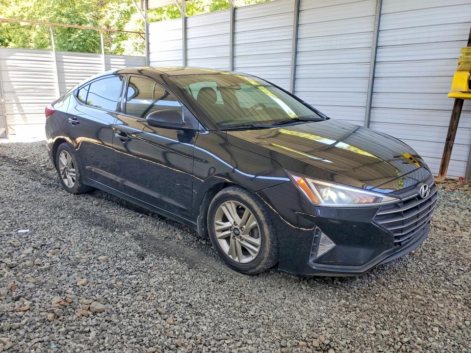 2019 Hyundai Elantra VIN 5NPD84LF3KH484804 COPART salvage auction — MINOR DENT/SCRATCHES, Sc - Certificate Of Title, sold $3,550 on 2026-07-09 (photo 4)