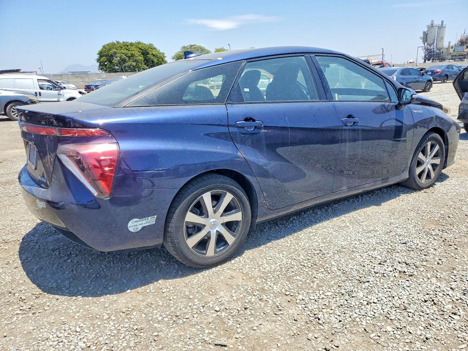 2016 Toyota Corolla VIN JTDBVRBD7GA000354 COPART salvage auction — MINOR DENT/SCRATCHES, Ca - Dis/Dlr/Exp Only Clean Title, sold $2,750 on 2026-07-28 (photo 3)