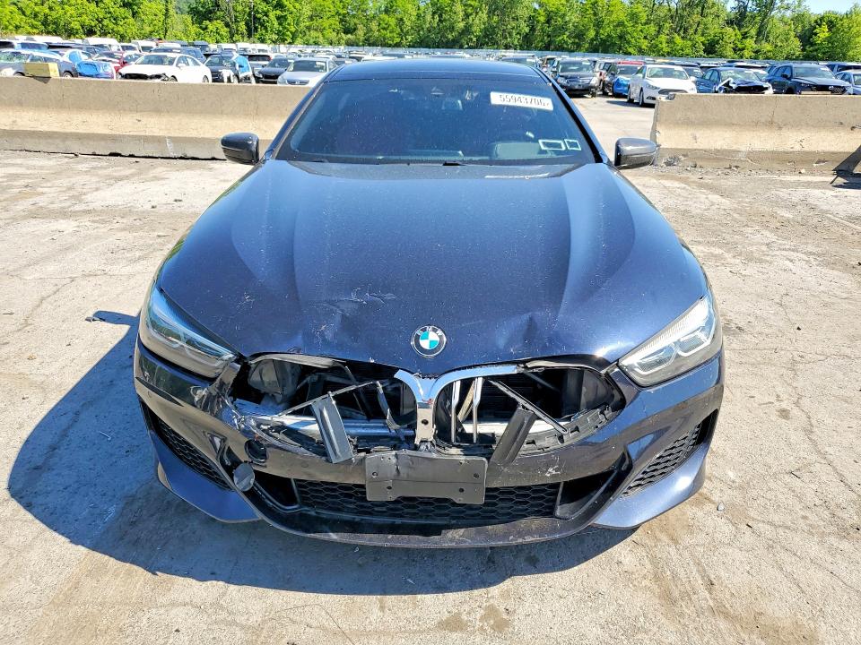 2022 BMW 8er VIN WBAGV4C01NCJ13106 COPART salvage auction — FRONT END, Ny - Mv-907A Salvage Certificate, sold $29,250 on 2026-08-17 (photo 5)