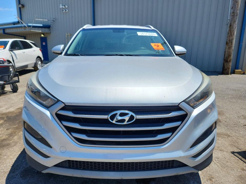2017 Hyundai VIN KM8J33A20HU406471 COPART salvage auction — MECHANICAL, Tn - Certificate Of Title, sold $1,500 on 2026-07-16 (photo 5)