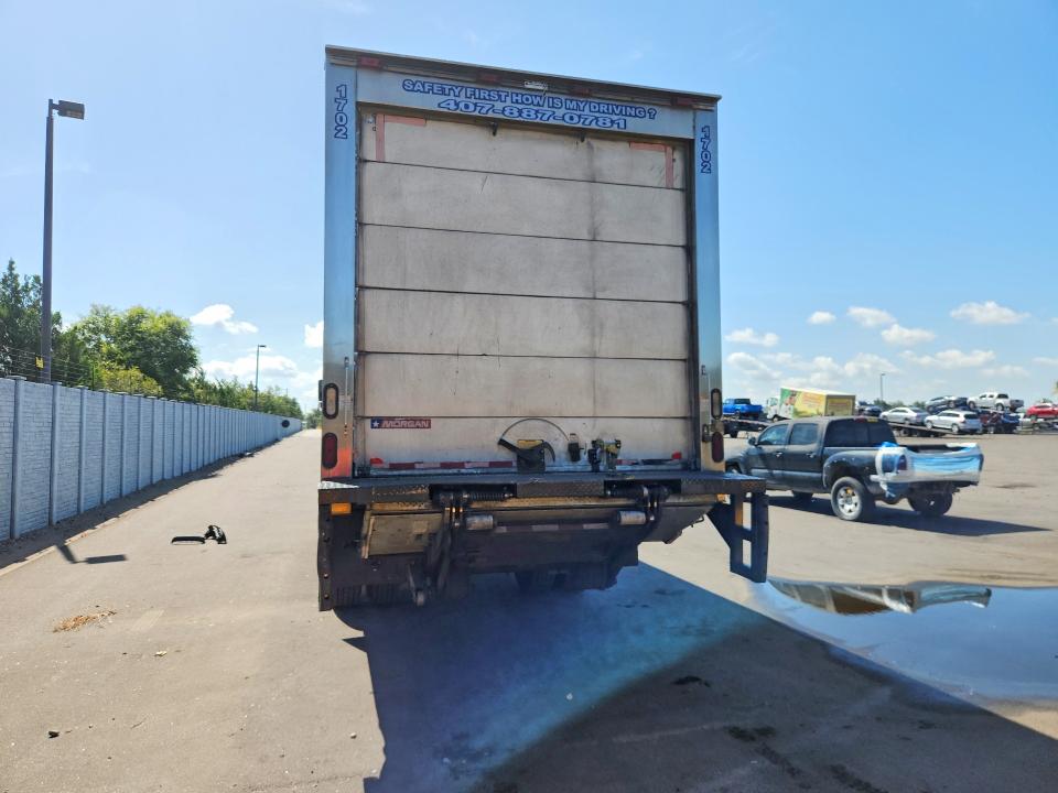 2017 Hino 258/268 VIN 5PVNE8JT7H4S57305 COPART salvage auction — FRONT END, FL - CERT OF TITLE SLVG REBUILDABLE, sold $4,900 on 2026-07-15 (photo 6)