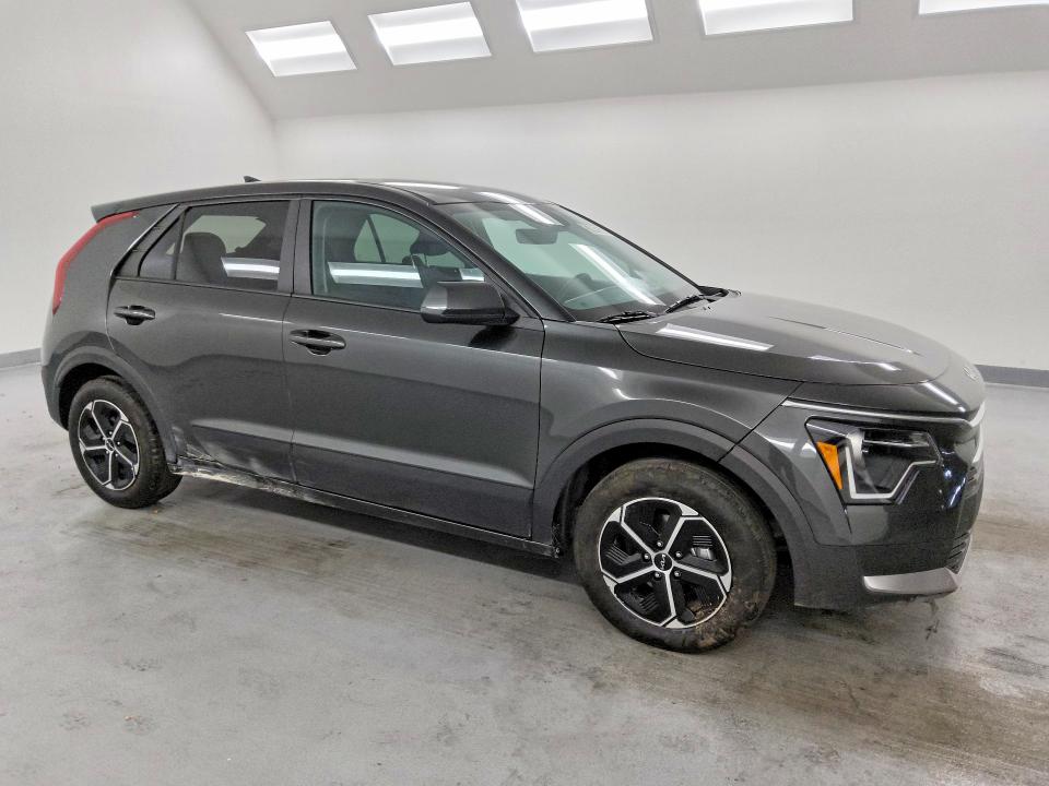 2026 Kia Niro VIN KNDCP3LE3T5317313 COPART salvage auction — MECHANICAL, AZ - CERTIFICATE OF TITLE, sold $12,300 on 2026-07-08 (photo 4)