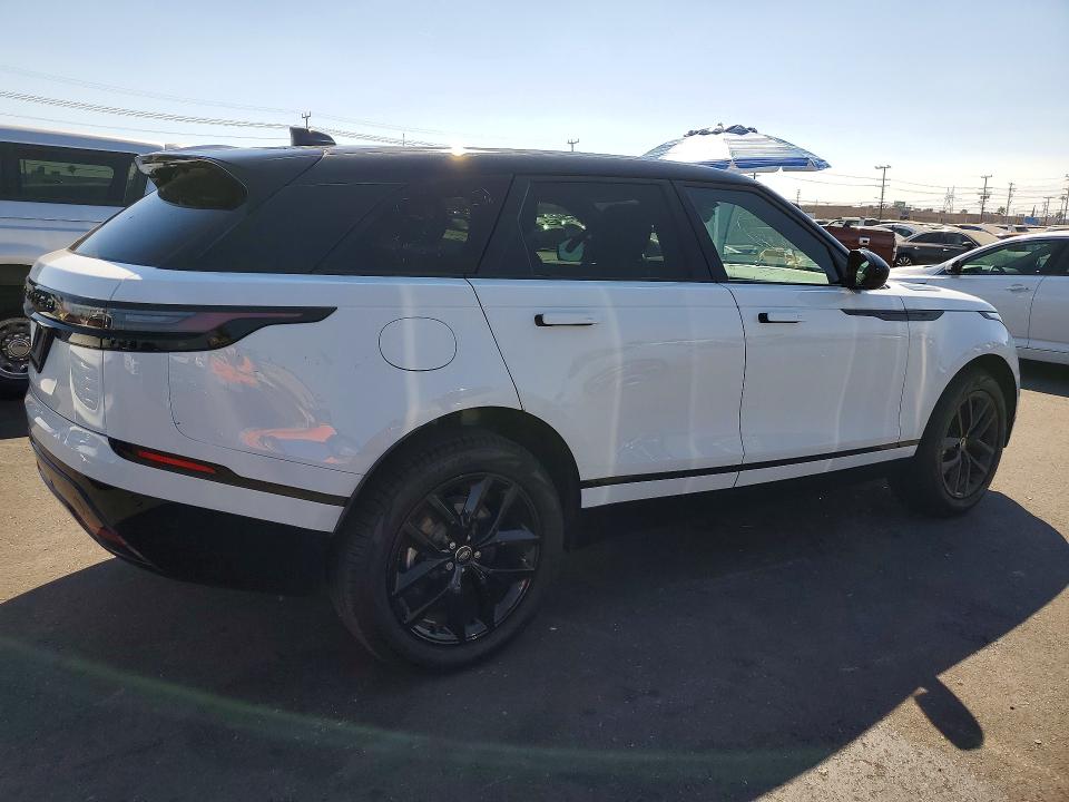 2025 Land rover RANGE ROVER VIN SALYL2EX4SA809308 COPART salvage auction — MINOR DENT/SCRATCHES, Ca - Dis/Dlr/Exp Only Clean Title, sold $48,000 on 2026-07-28 (photo 3)