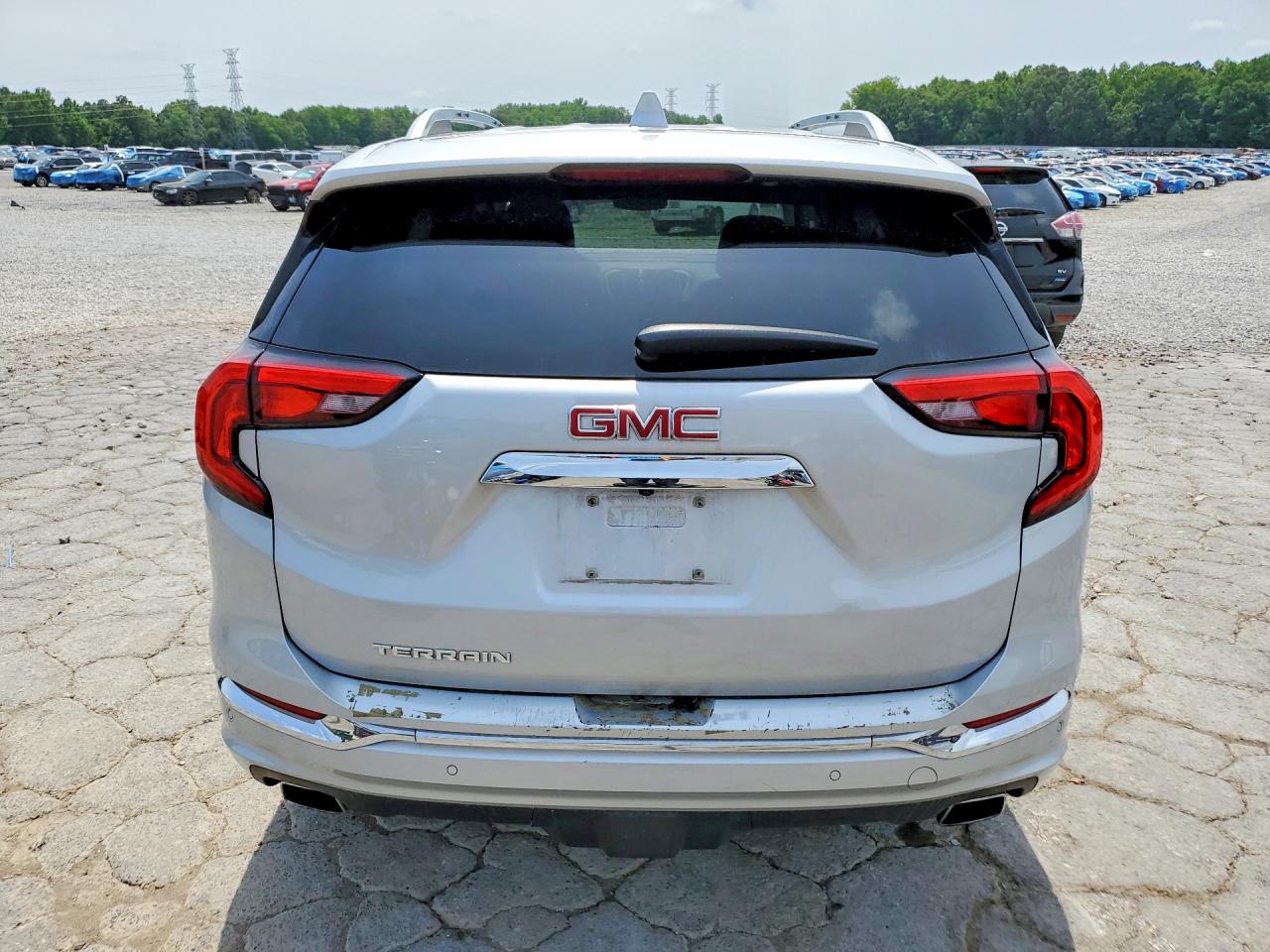 2018 GMC Terrain VIN 3GKALSEX9JL168984 COPART salvage auction — Minor Dent/Scratches, TN - SALVAGE CERTIFICATE, sold $9,200 on 2026-07-09 (photo 6)