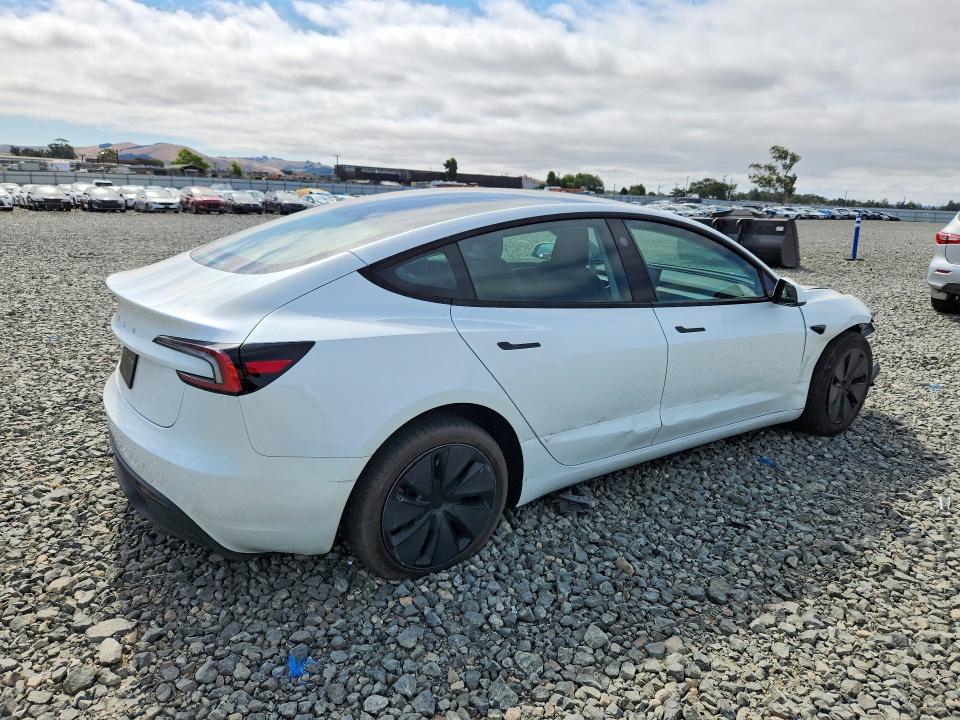 2025 Tesla VIN 5YJ3E1EA5SF970971 COPART salvage auction — FRONT END, CA - SALVAGE CERTIFICATE, sold $14,900 on 2026-09-03 (photo 3)