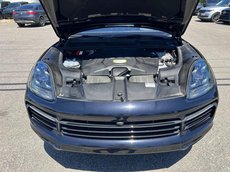 2019 Porsche Cayenne VIN WP1AE2AY8KDA52072 COPART salvage auction — MINOR DENT/SCRATCHES, In - Certificate Of Title (P), sold $25,750 on 2026-07-21 (photo 8)