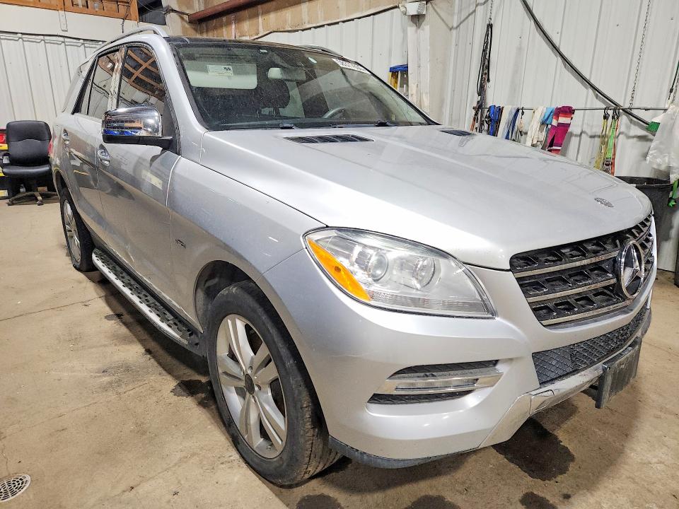 2012 Mercedes-benz VIN 4JGDA5HBXCA055048 COPART salvage auction — MECHANICAL, Ak - Certificate Of Vehicle Title, sold $1,100 on 2026-07-21 (photo 4)