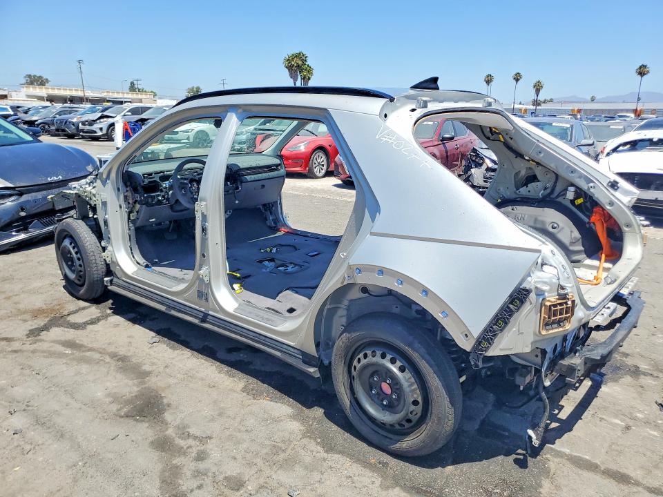 2025 Hyundai Ioniq 5 VIN 7YAKN4DA8SY040277 COPART salvage auction — STRIPPED, CA - CERTIFICATE OF TITLE, sold $6,100 on 2026-07-14 (photo 2)