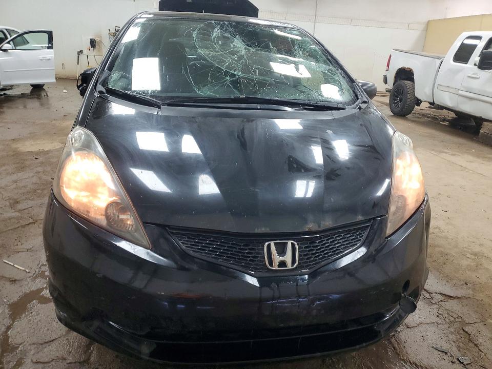 2010 Honda Fit VIN JHMGE8G27AS008915 COPART salvage auction — FRONT END, Mi - Certificate Of Title, sold $400 on 2026-07-15 (photo 5)
