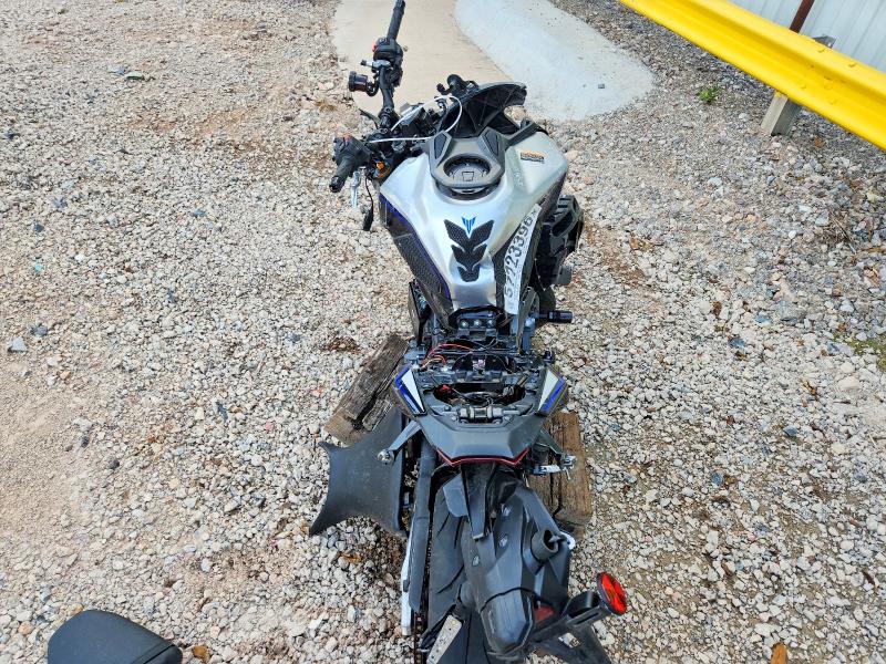 2025 Yamaha Mt09 VIN JYARN95E3SA001962 COPART salvage auction — ALL OVER, Ok - Cert Of Title-Salvage, sold $950 on 2026-07-30 (photo 6)