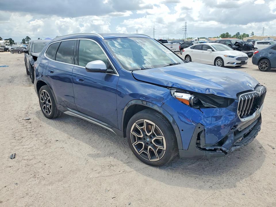 2023 BMW X1 VIN WBX73EF00P5W15142 COPART salvage auction — FRONT END, Ma - Cert Of Title-Salvage, sold $12,300 on 2026-07-07 (photo 4)