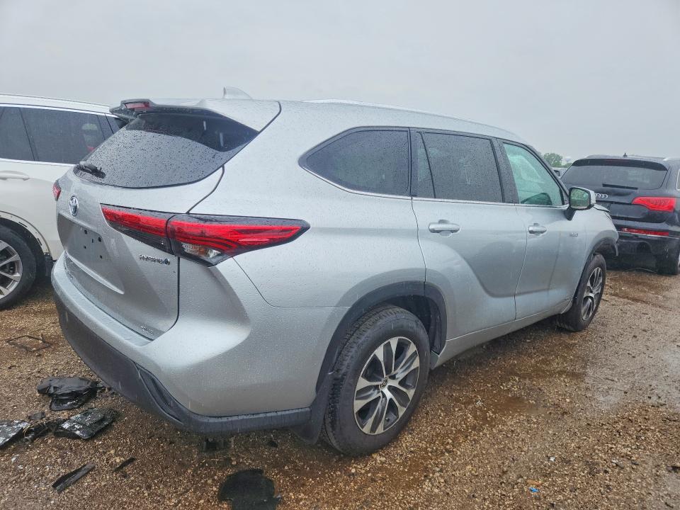 2021 Toyota Highlander VIN 5TDGBRCH1MS534044 COPART salvage auction — FRONT END, Pa - Certificate Of Salvage, sold $1,100 on 2026-07-28 (photo 3)