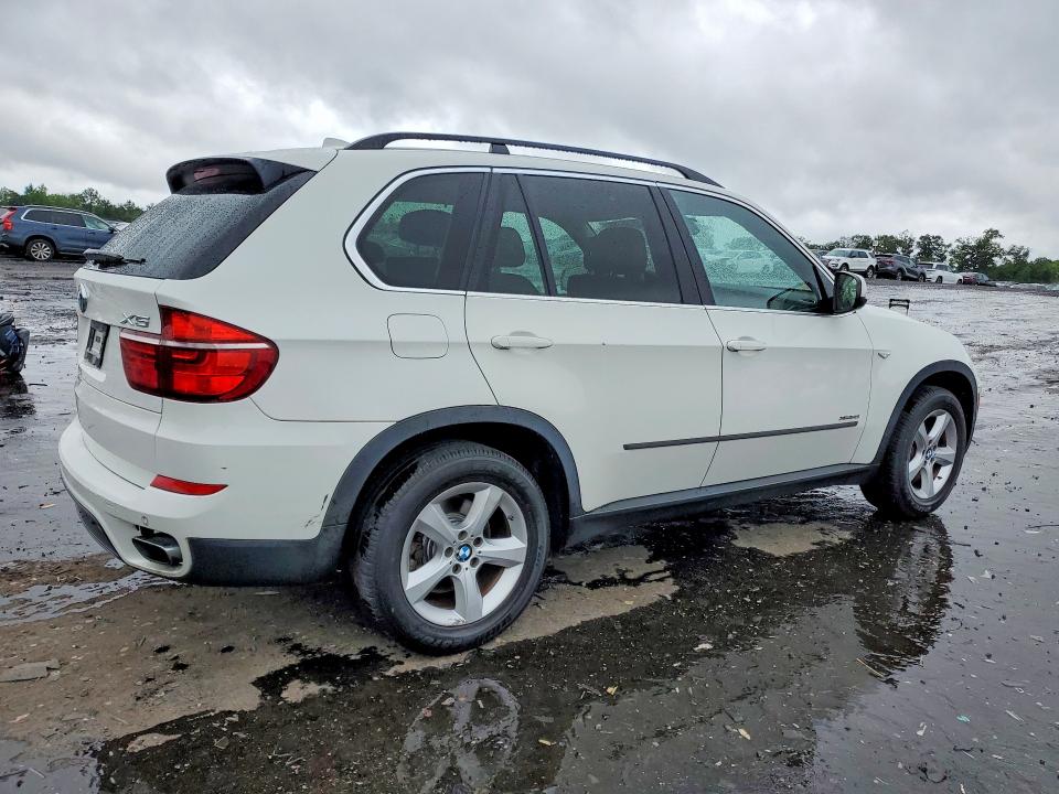 2012 BMW X5 VIN 5UXZV8C51CL422729 COPART salvage auction — NORMAL WEAR, Ny - Certificate Of Title, sold $600 on 2026-07-29 (photo 3)