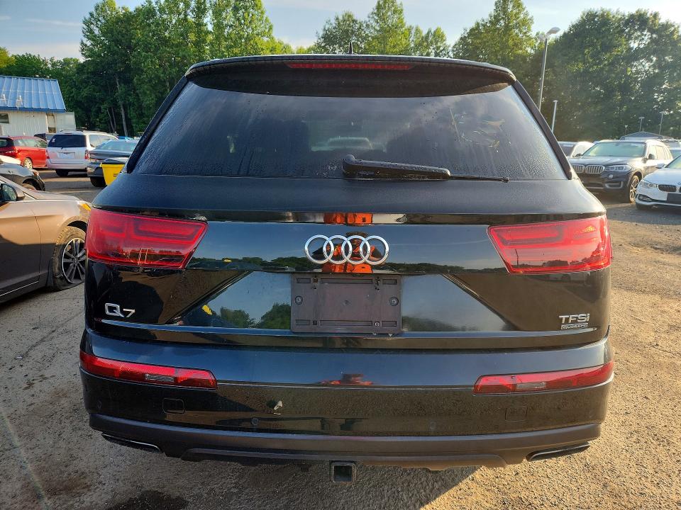 2018 Audi Q7 VIN WA1VAAF70JD018094 COPART salvage auction — MINOR DENT/SCRATCHES, Wv - Certificate Of Title, sold $6,900 on 2026-07-03 (photo 6)