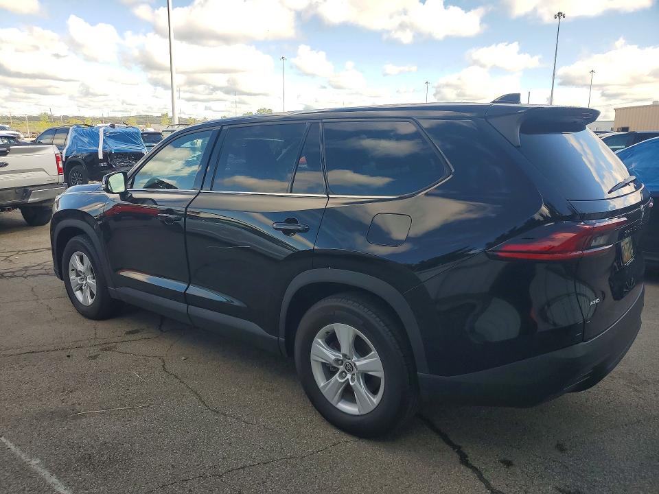 2025 Toyota Highlander VIN 5TDAAAB54SS093878 COPART salvage auction — SIDE, Oh - Cert Of Title-Salvage, sold $11,900 on 2026-07-15 (photo 2)