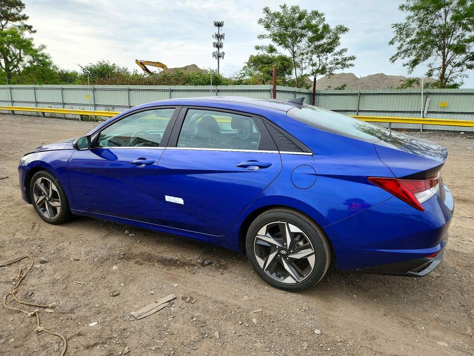2023 Hyundai Elantra VIN KMHLP4AG0PU534772 COPART salvage auction — WATER/FLOOD, Salvage Title, sold $5,600 on 2026-07-13 (photo 2)